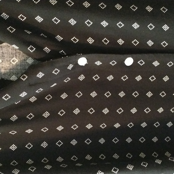 ANA long sleeve blouse, button front and cuffs. Size M. Worn once, 100%rayon - Picture 2 of 9